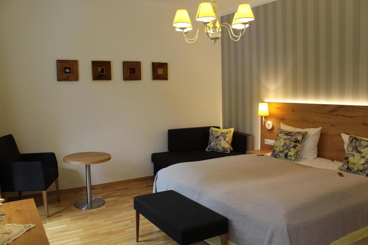 Goldener Adler Oberried - Hotel & Appartements Zewnętrze zdjęcie