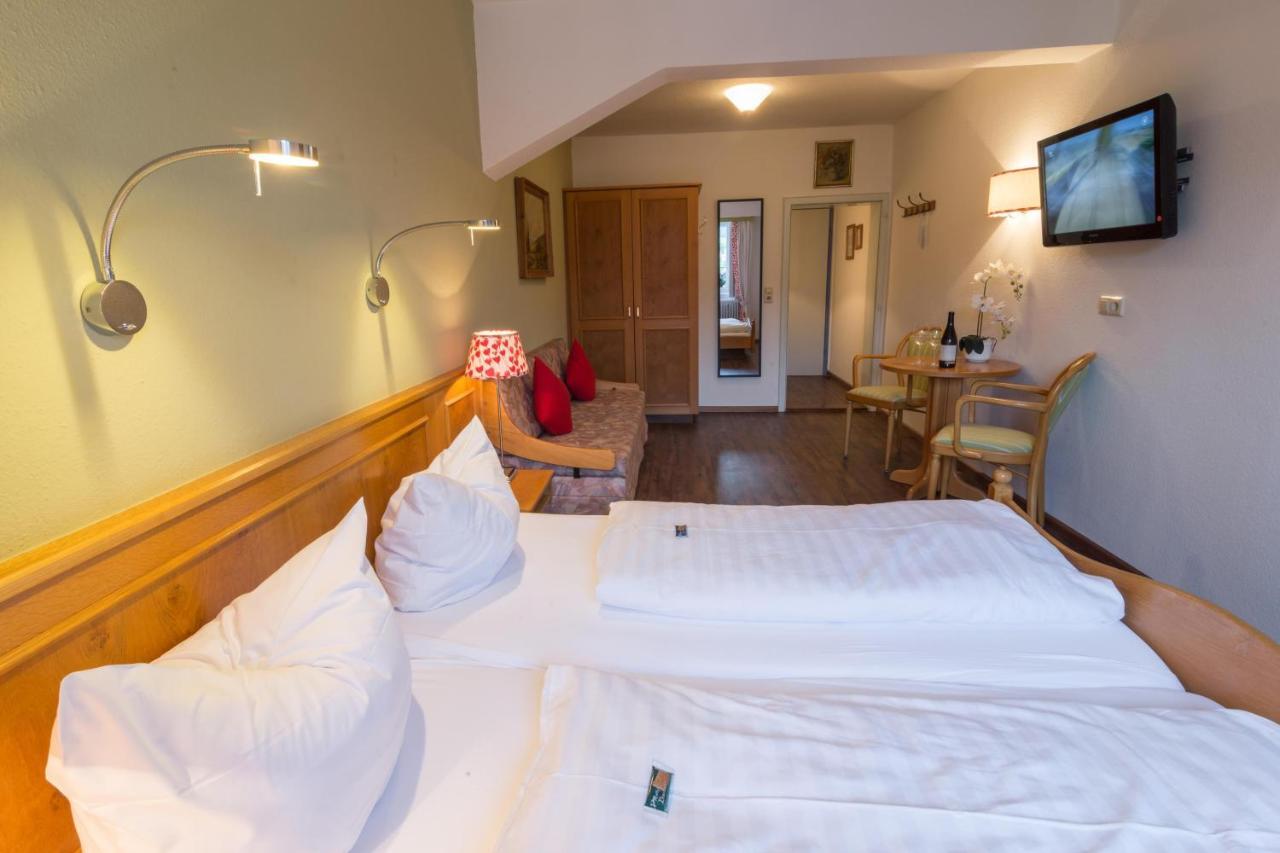 Goldener Adler Oberried - Hotel & Appartements Zewnętrze zdjęcie